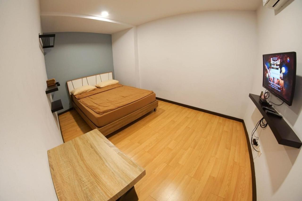 בנגקוק Inn Trog And Inn Soi (Adults Only) מראה חיצוני תמונה