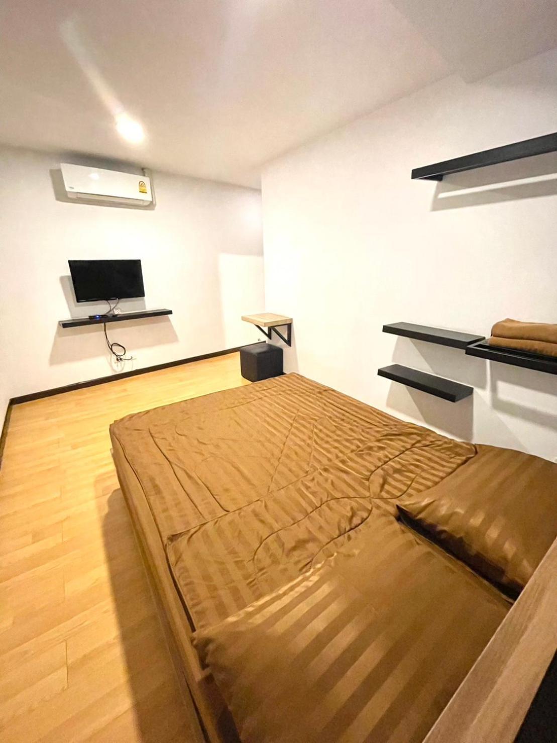 בנגקוק Inn Trog And Inn Soi (Adults Only) מראה חיצוני תמונה